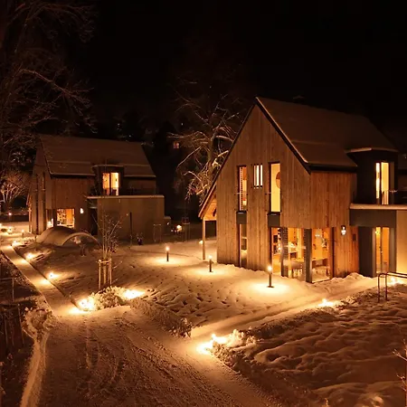 In With Pool & Sauna Villa