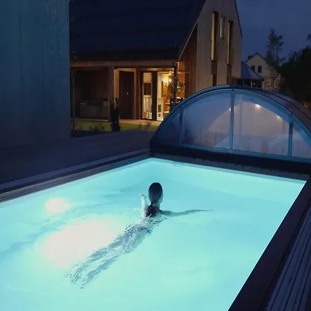 In With Pool & Sauna Černý Dŭl