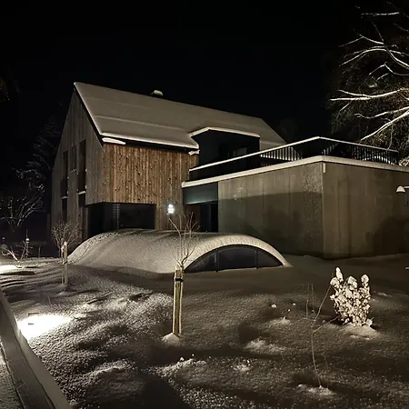 In With Pool & Sauna Černý Dŭl